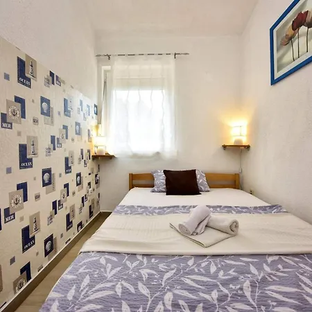 Kjara Lägenhet Nova Vas (Porec)