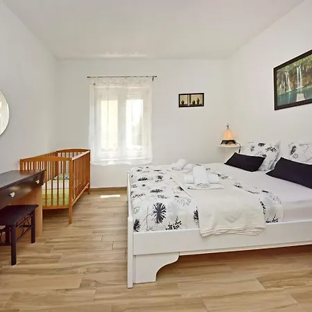 Kjara Nova Vas (Porec)