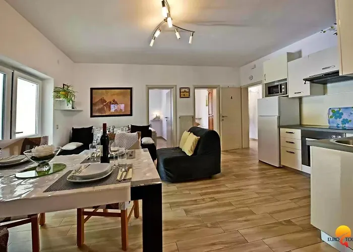 דירה Kjara Nova Vas (Porec)