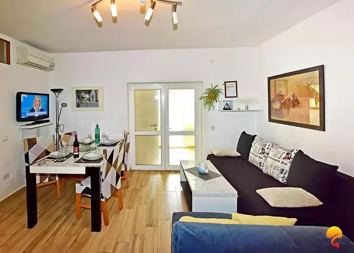 Kjara Διαμέρισμα *