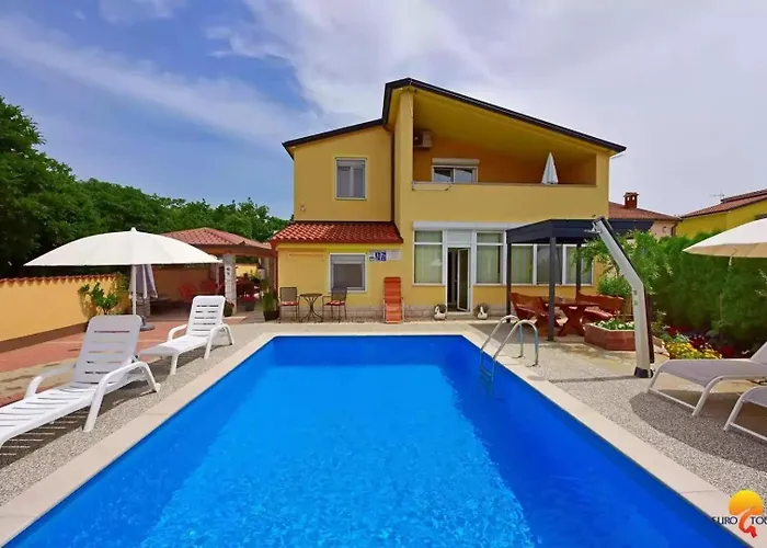 Kjara Διαμέρισμα *